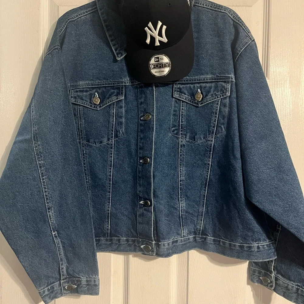 Fabulous 🇺🇸 Denim Jacket‼️ - Picture 2 of 3